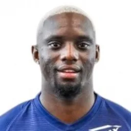 كيني دوكوري